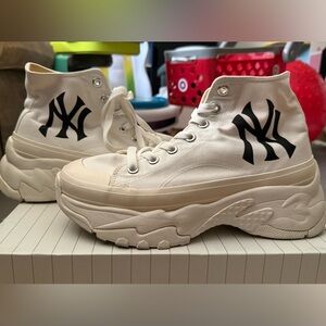 MLB Big Ball Chunky A High-Top Sneakers